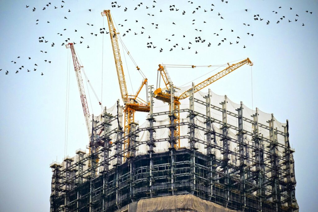 O projeto estrutural garante a segurança da construção e evita diversos outros problemas. Os elementos estruturais são pilares, vigas e lajes. 
