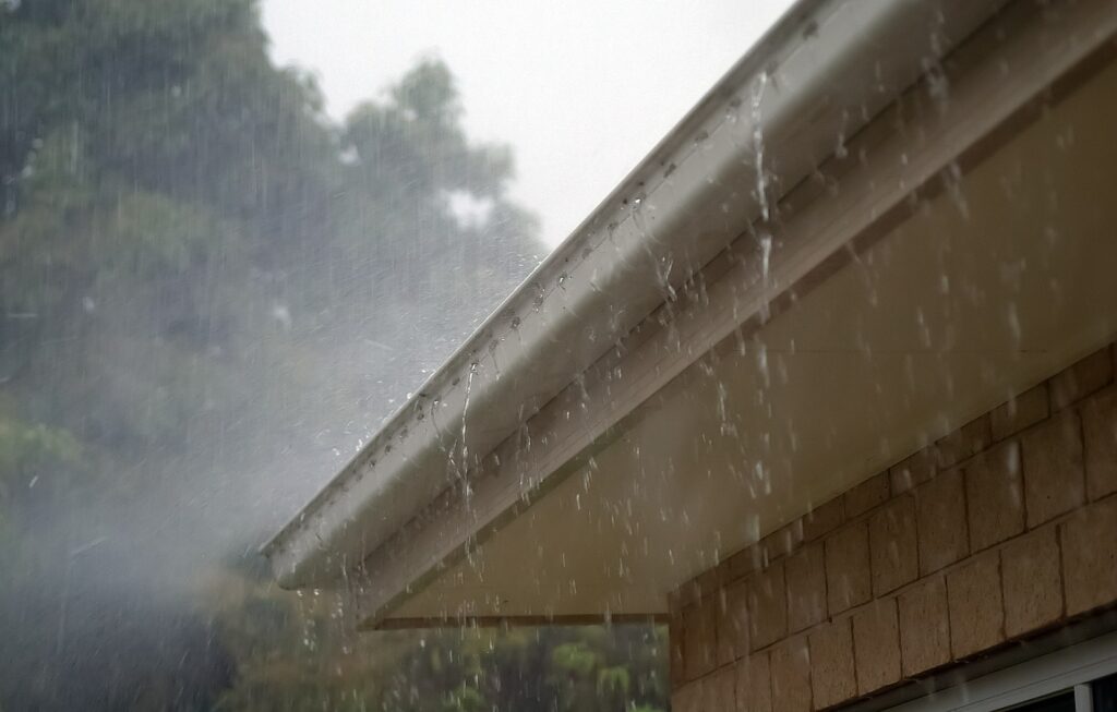 Calhas; chuva; sistema pluvial; o que é um sistema pluvial?