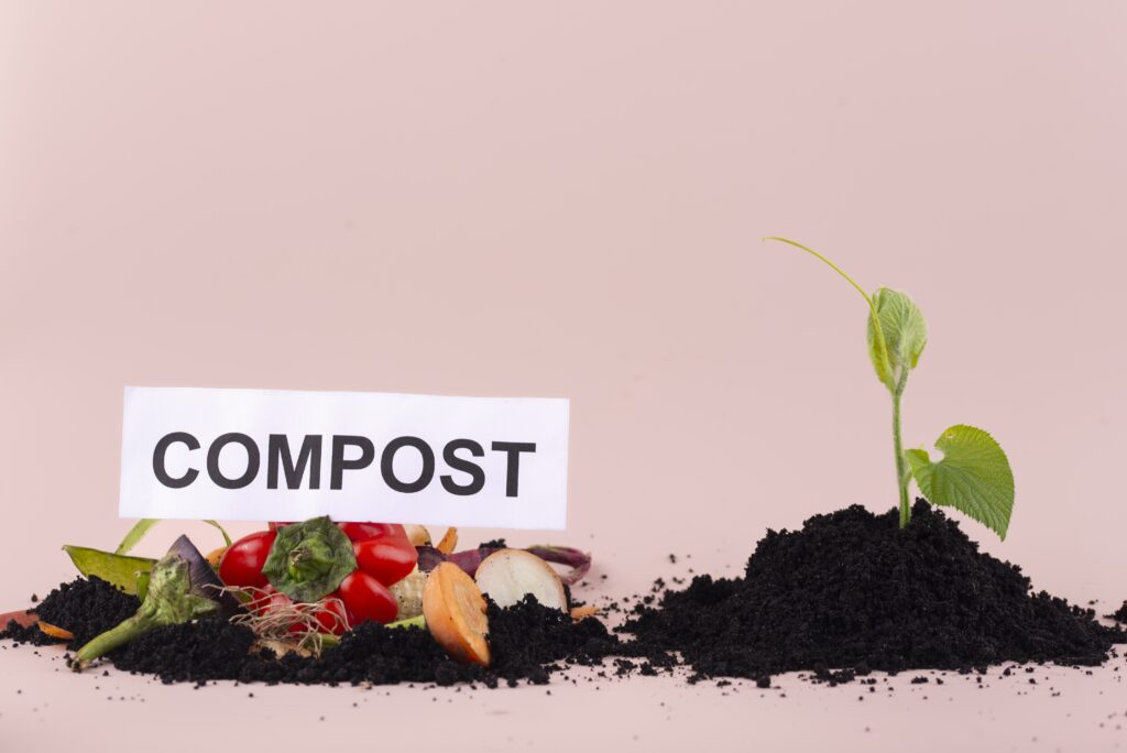 A compostagem transforma resíduos em produtos economicamente viáveis e ecológicos; UTC; Usina de Compostagem